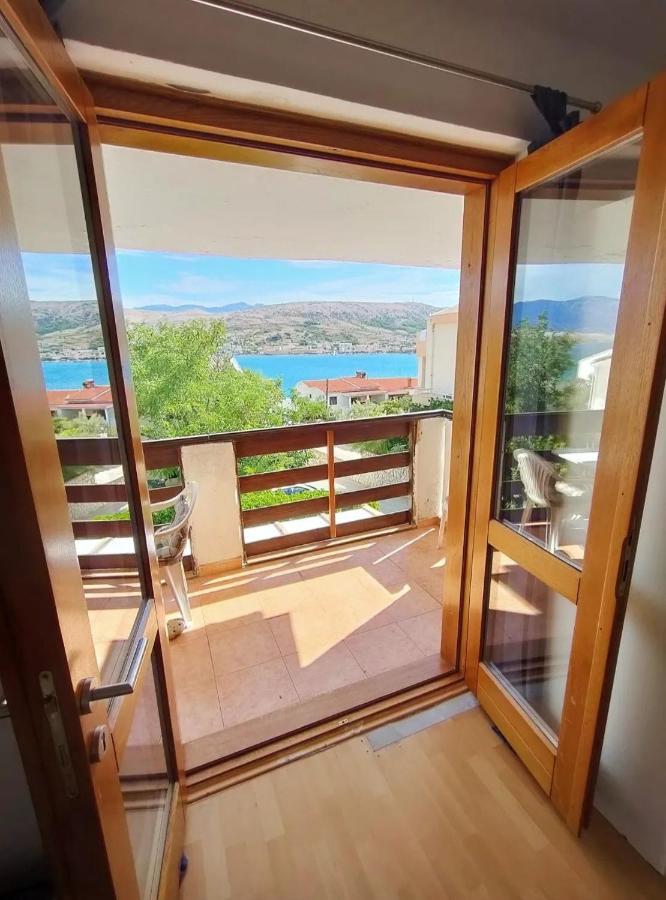 Studio-App Iva, Balcony With Sea View - 50 M From Beach Pag Town Exterior foto